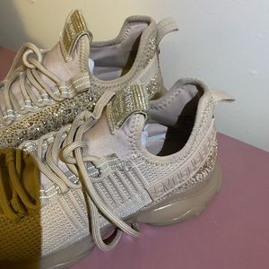 Tan pair of Steve Madden , don’t really want them anymore